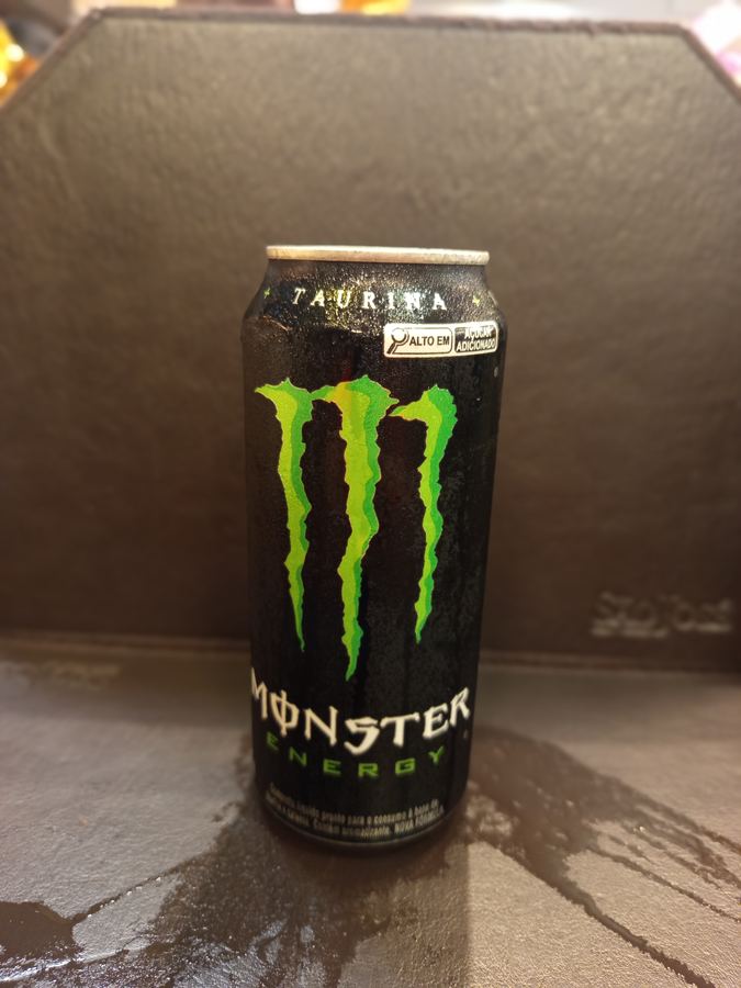 Monster energy 473 ml.