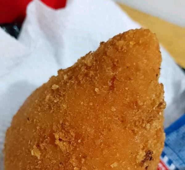 Coxinha de carne seca