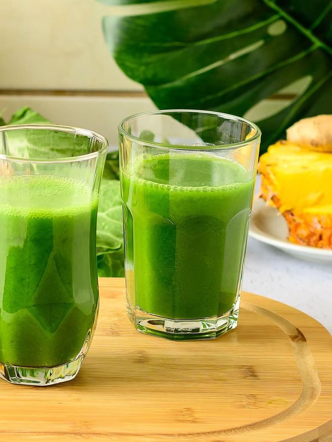 Suco Pós-treino (Abacaxi, gengibre e couve).